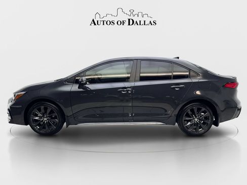 Used 2025 Toyota Corolla SE FWD image 5