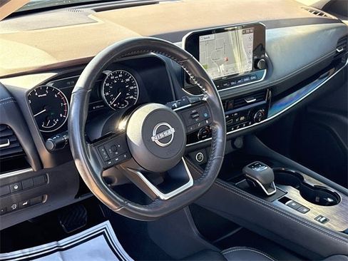 Certified 2023 Nissan Rogue SL w/ SL Premium Package image 20