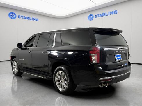 Used 2023 Chevrolet Suburban Premier RWD image 5