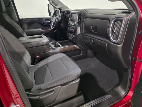 Used 2022 Chevrolet Silverado 1500 LT Trail Boss w/ Convenience Package II image 24