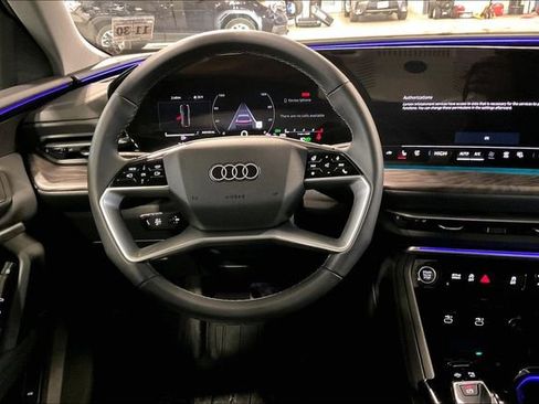 Certified 2025 Audi Q5 Premium Plus w/ Premium Plus image 5