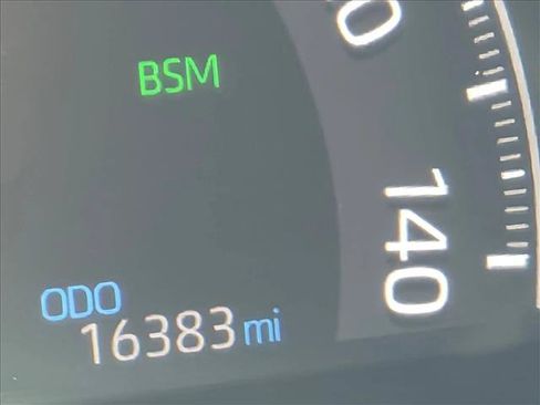 Used 2020 Toyota RAV4 Limited w/ Limited Grade Weather Package AWD/4WD image 10