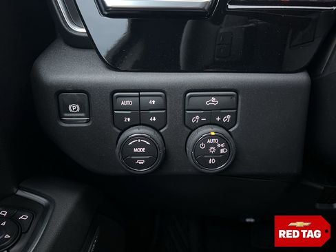 New 2026 Chevrolet Silverado 1500 LT Trail Boss w/ Convenience Package II image 15