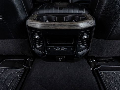 Used 2025 RAM 3500 Limited image 33