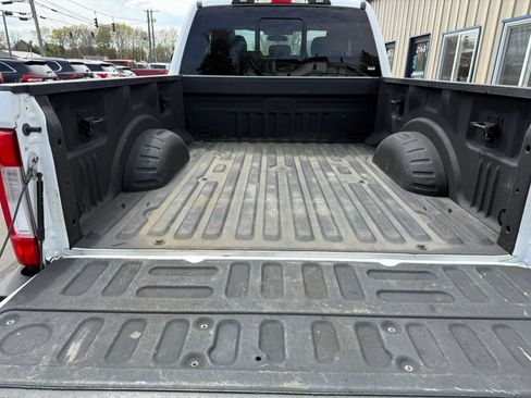 Used 2019 Ford F350 XLT w/ XLT Premium Package image 21