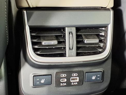 Used 2024 Subaru Outback Limited XT AWD/4WD image 11