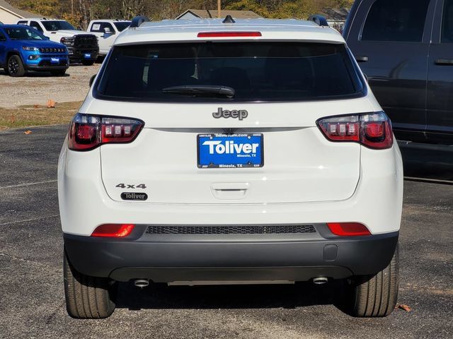 New 2026 Jeep Compass Latitude AWD/4WD image 7