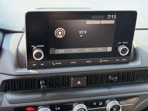 Used 2025 Honda CR-V LX image 21