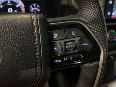 Used 2024 Toyota Tundra Limited image 48