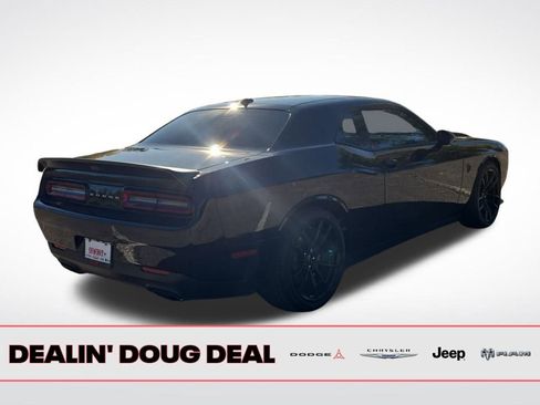 Used 2023 Dodge Challenger SRT Hellcat image 6