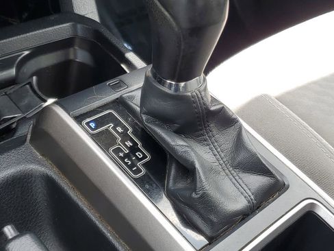 Used 2022 Toyota Tacoma SR5 image 22