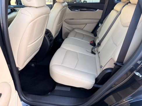 Used 2019 Cadillac XT5 FWD image 27