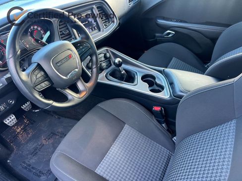 Certified 2021 Dodge Challenger R/T w/ Blacktop Package image 11