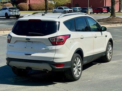 Used 2017 Ford Escape Titanium image 7