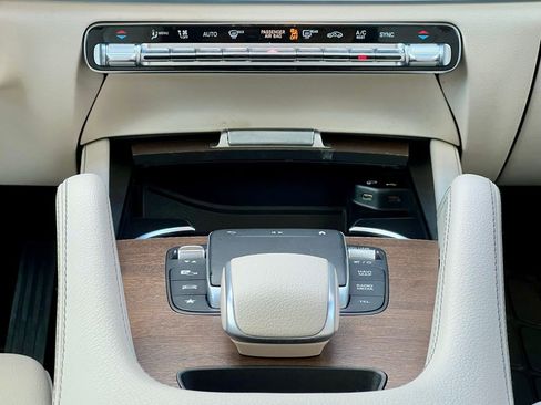 Certified 2022 Mercedes-Benz GLE 350 4MATIC image 19