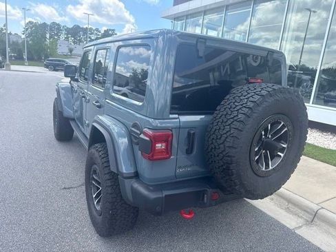Used 2026 Jeep Wrangler Unlimited Rubicon AWD/4WD image 8