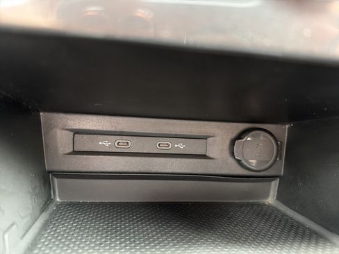 Used 2024 Volkswagen Tiguan S AWD/4WD image 18