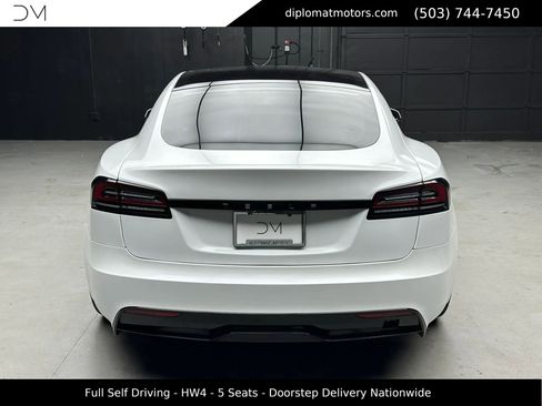 Used 2024 Tesla Model S image 5