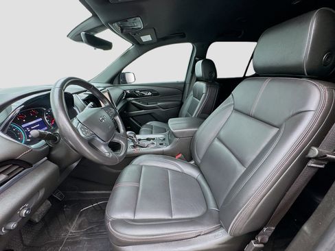 Used 2022 Chevrolet Traverse RS w/ LPO, Floor Liner Package image 13