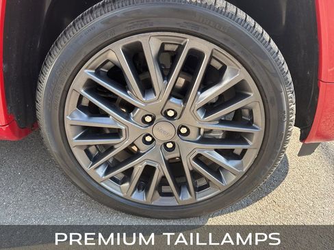 Used 2022 Jeep Compass Limited image 22