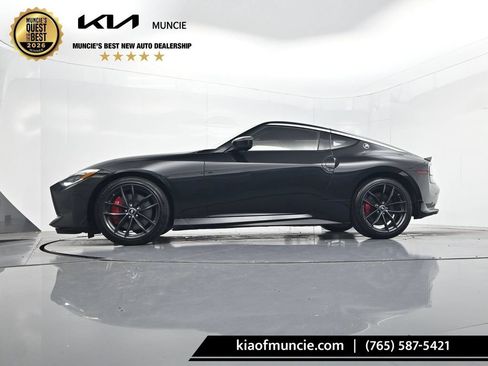 Used 2024 Nissan Z Performance w/ Floor Mat Package RWD image 56