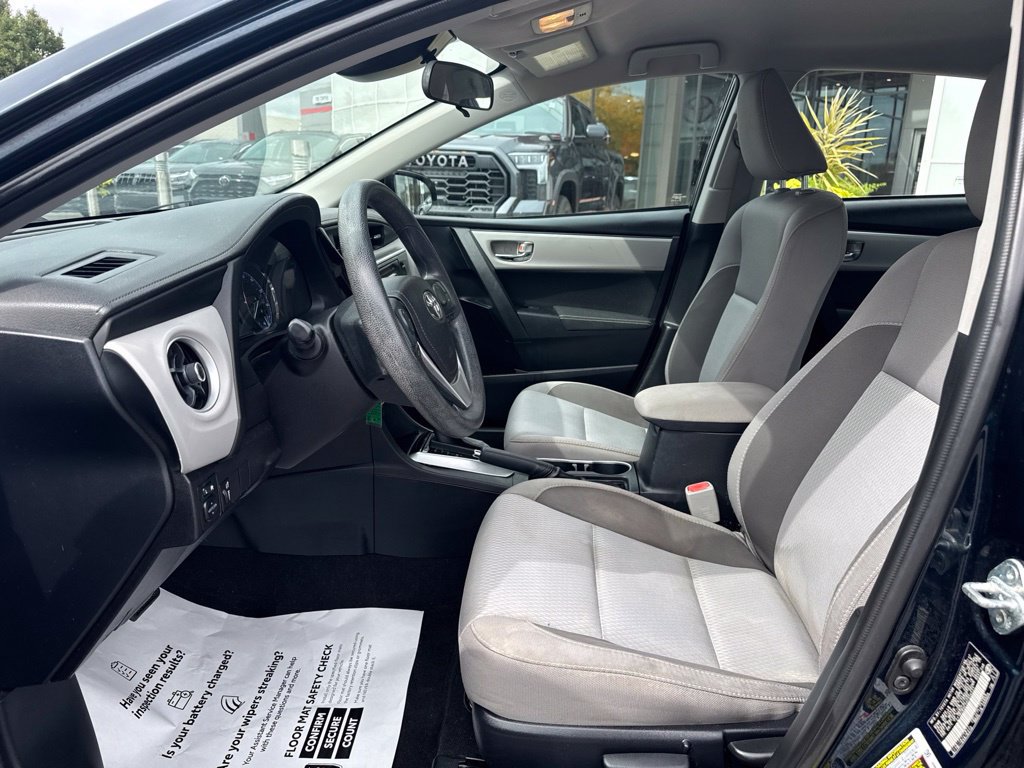Used 2017 Toyota Corolla LE w/ LE Premium Package FWD image 11
