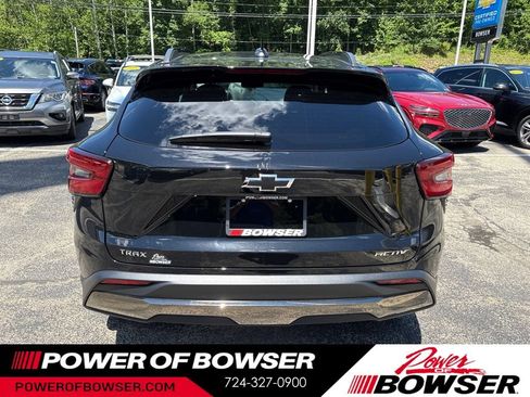 Certified 2024 Chevrolet Trax ACTIV w/ Driver Confidence Package FWD image 4