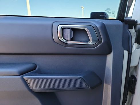 New 2025 Ford Bronco Outer Banks image 14