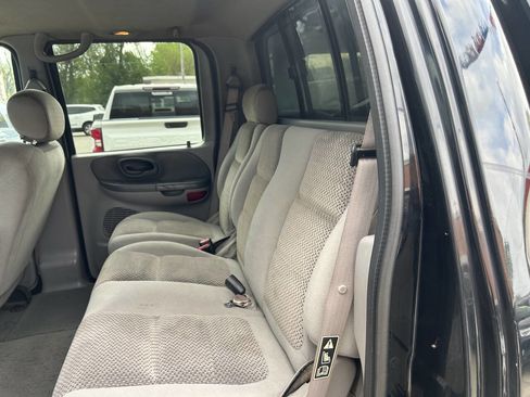 Used 2002 Ford F150 XLT AWD/4WD image 12
