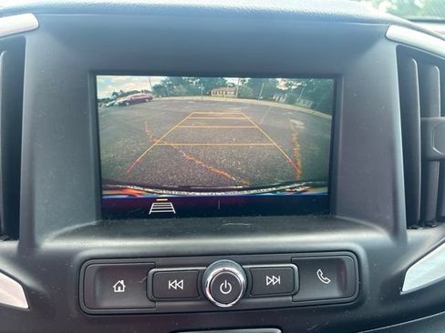 Used 2021 GMC Terrain SLE w/ Driver Convenience Package FWD image 10
