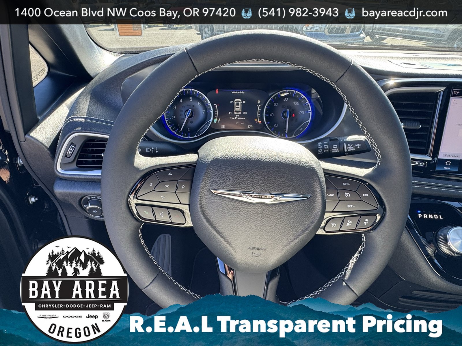 New 2026 Chrysler Pacifica Select AWD/4WD image 23