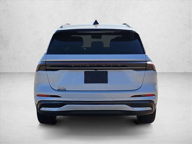 Used 2024 Lincoln Nautilus Reserve w/ Equipment Group 202A AWD/4WD image 7