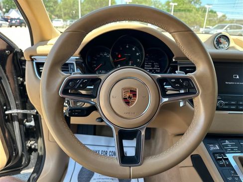 Used 2017 Porsche Macan AWD/4WD image 16