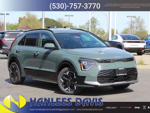 New 2026 Kia Niro Wind FWD image 1