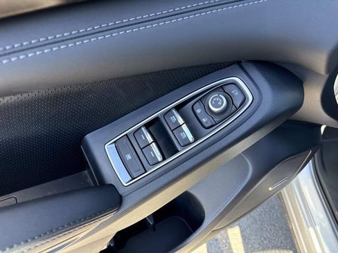 Used 2026 Subaru Ascent Touring AWD/4WD image 12