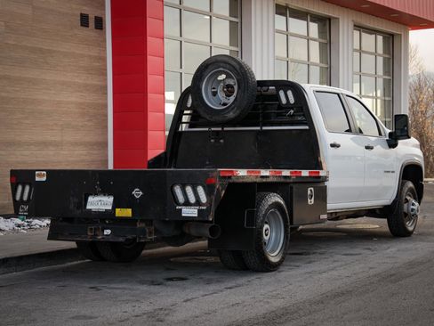 Used 2022 Chevrolet Silverado 3500 W/T w/ WT Fleet Convenience Package image 3