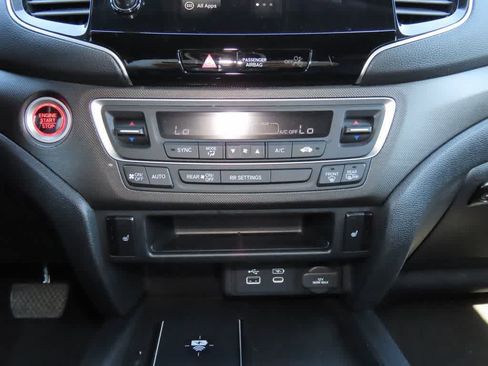 Used 2024 Honda Passport TrailSport image 21