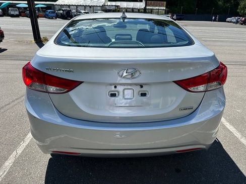 Used 2012 Hyundai Elantra Limited FWD image 6