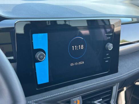 New 2026 Volkswagen Taos SE FWD image 26