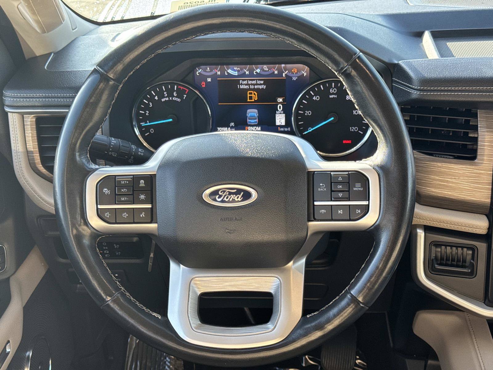 Used 2024 Ford Expedition Limited RWD image 7