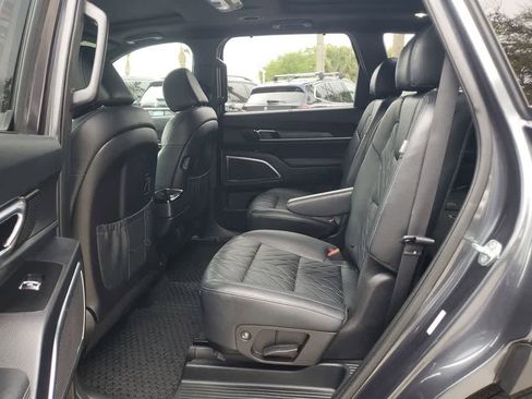 Used 2023 Kia Telluride SX X-Line image 9