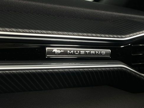 Used 2025 Ford Mustang Premium image 13