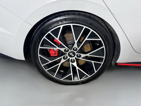 Used 2022 Hyundai Elantra N w/ Preferred Accessory Package image 33