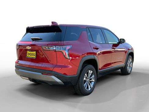New 2026 Chevrolet Equinox LT w/ Convenience Package II FWD image 5