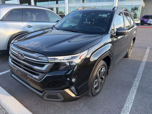 Used 2025 Subaru Forester Limited image 5