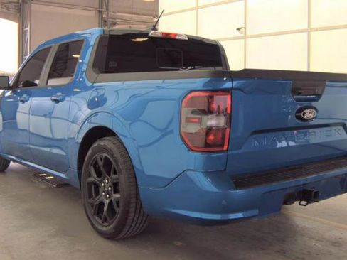 Used 2025 Ford Maverick Lobo image 4