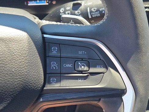 Certified 2024 Jeep Grand Cherokee Altitude RWD image 36