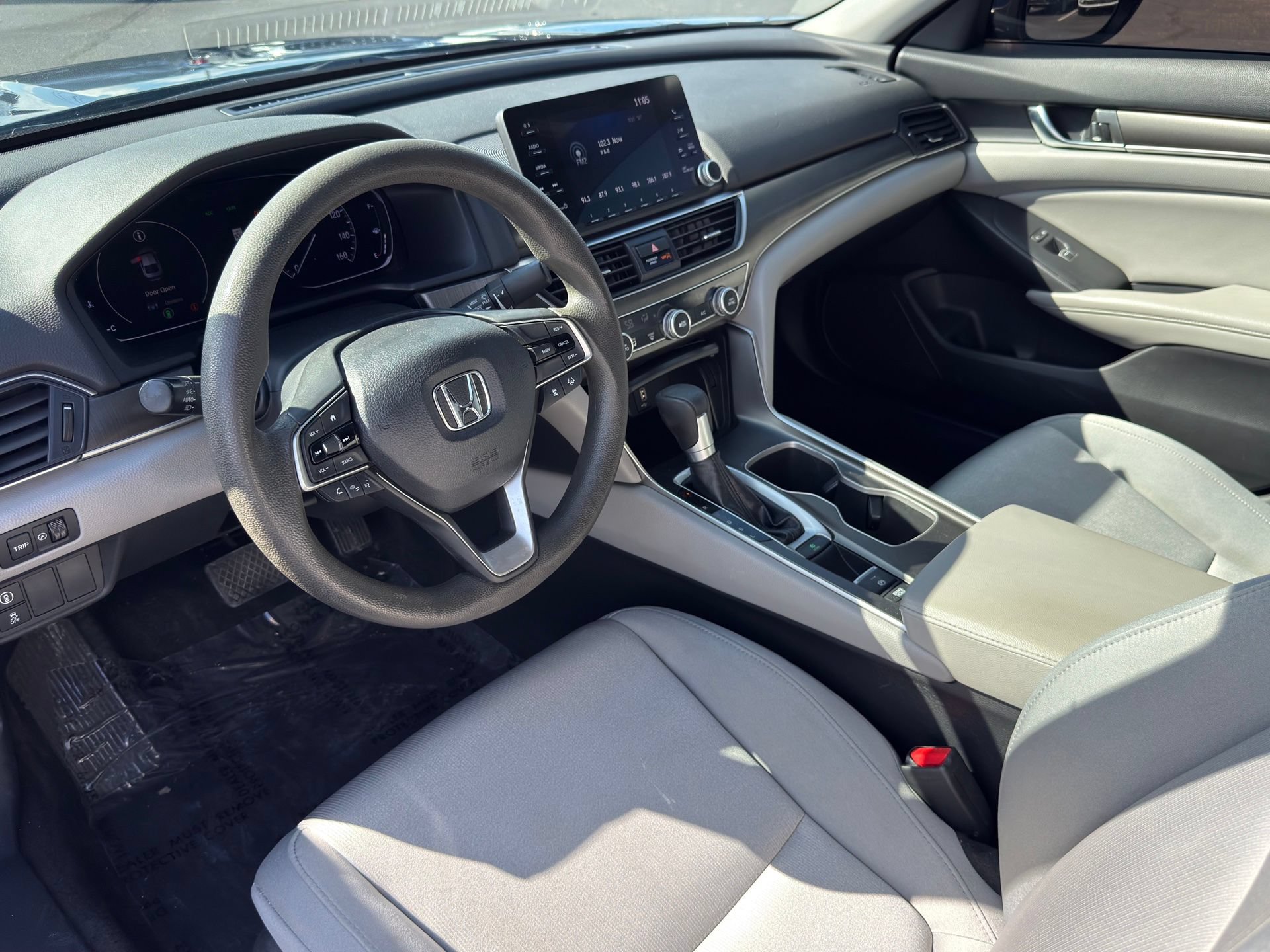 Used 2020 Honda Accord LX image 10