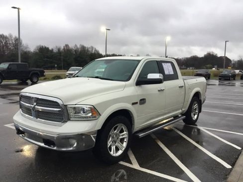 Used 2016 RAM 1500 Laramie Longhorn w/ Convenience Group image 5