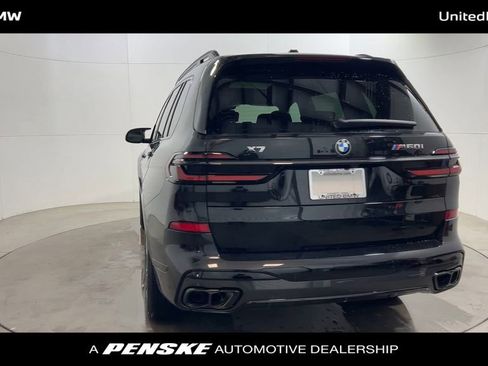 Used 2026 BMW X7 M60i image 7